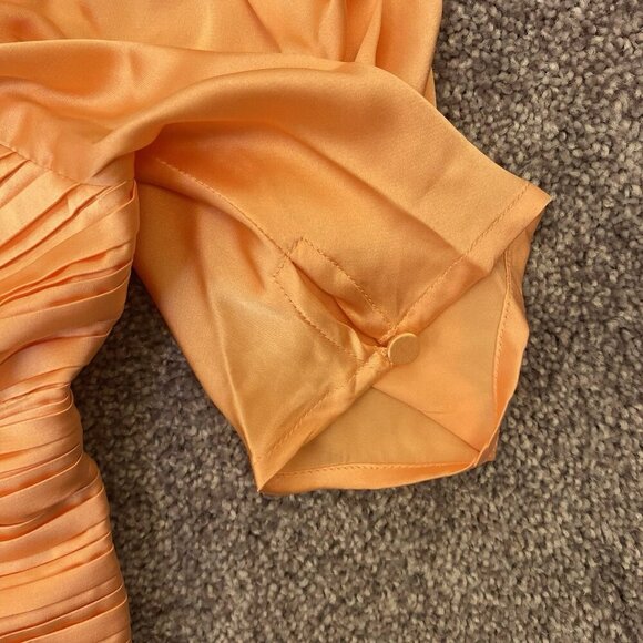 Express Women's Satin V-Bar Puff Sleeve Ruched Pleated Top Apricot Sz XS NWT $58 - Picture 11 of 16